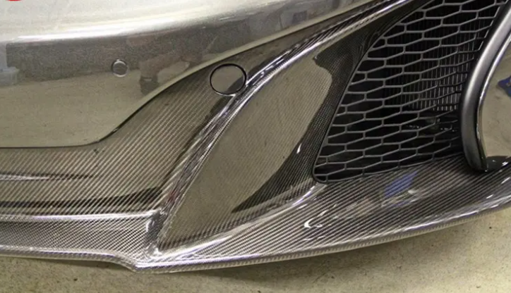 McLaren 650s Carbon Fiber Front Lip