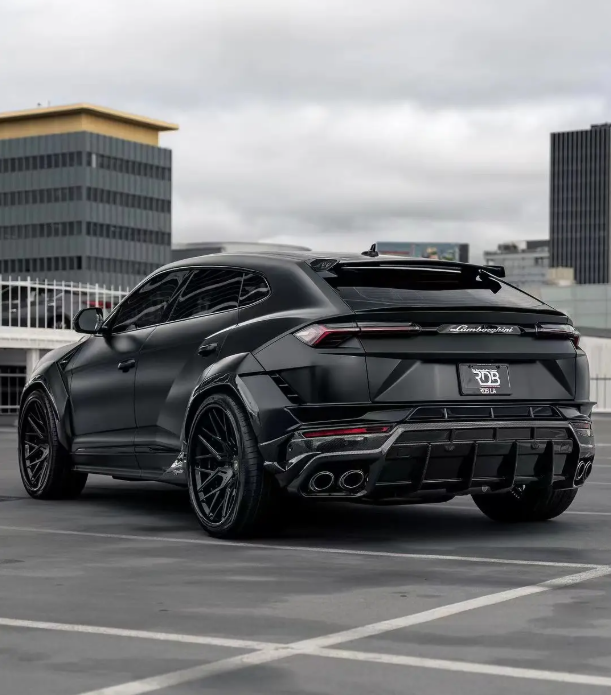 23-25 Lamborghini Urus S FRP/Carbon Fiber Wide Body Kit