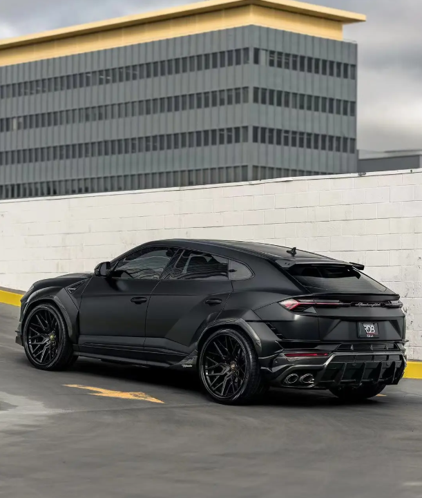 23-25 Lamborghini Urus S FRP/Carbon Fiber Wide Body Kit