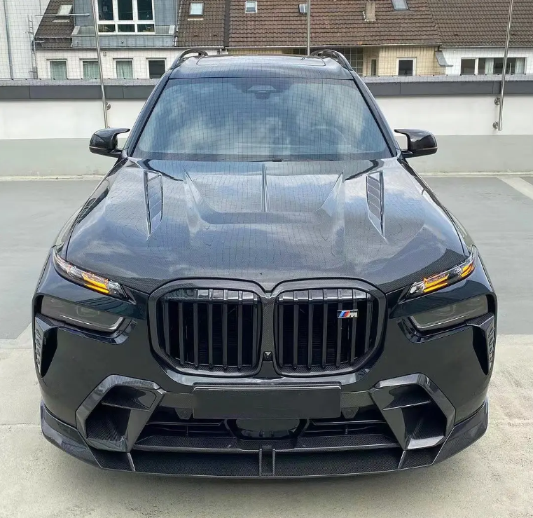 2023-2025 BMW X7 Carbon Fiber Artisan Full Aero Kit