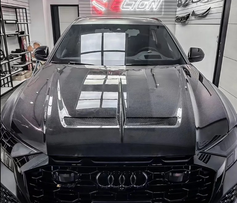 Audi Q8/SQ8RSQ8 Carbon Fiber Artisan Vented Hood