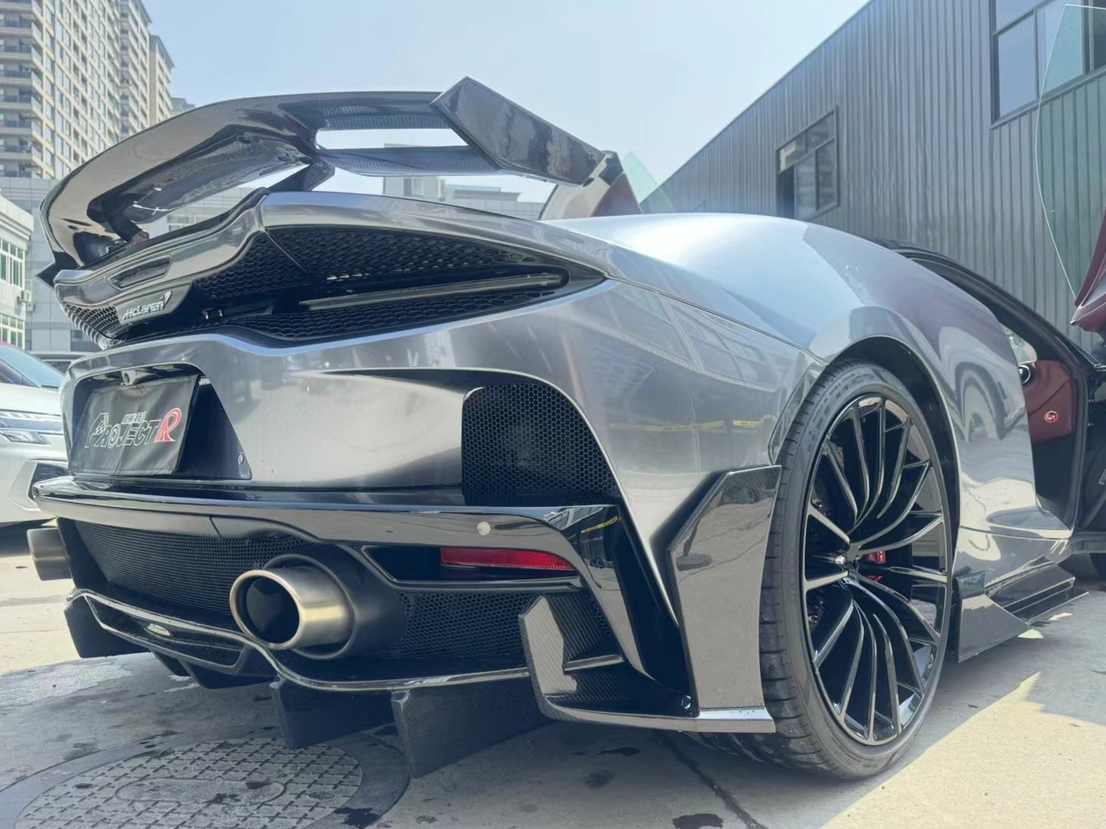 McLaren GT Carbon Fiber AP Rear Diffuser