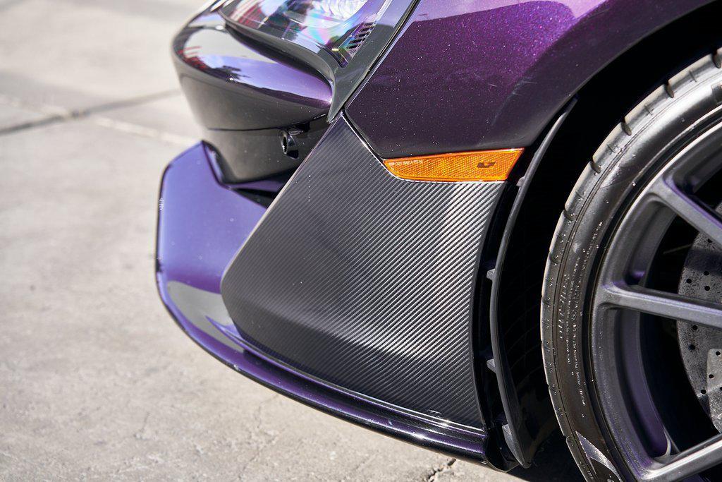 McLaren 570s Carbon Fiber Front Bumper Side Covers