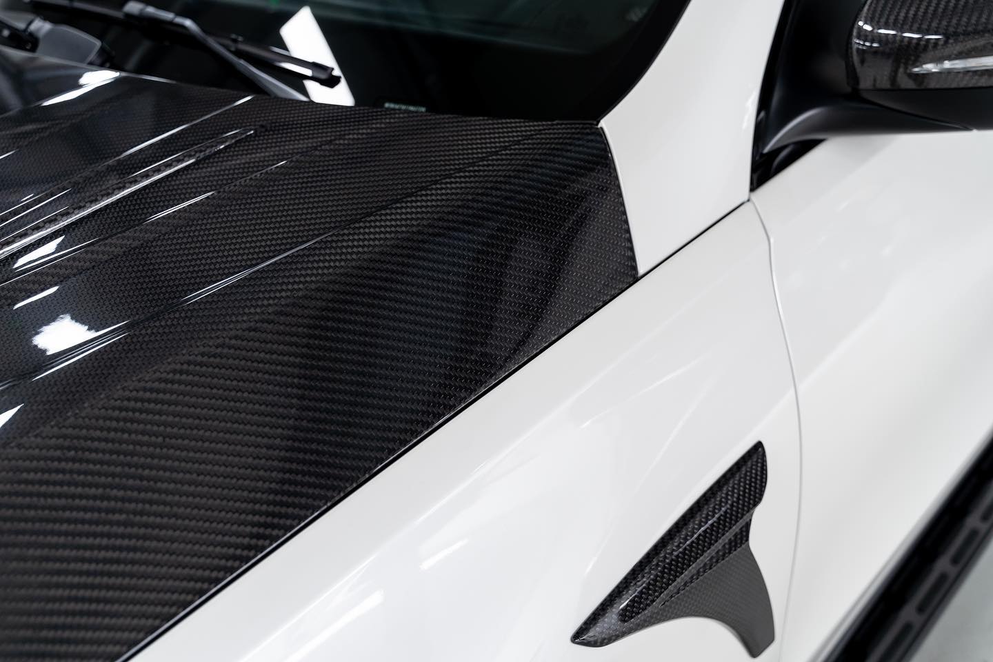 Mercedes GLE 350/450/580/53/63 W167/C167 Carbon Fiber Vented Hood