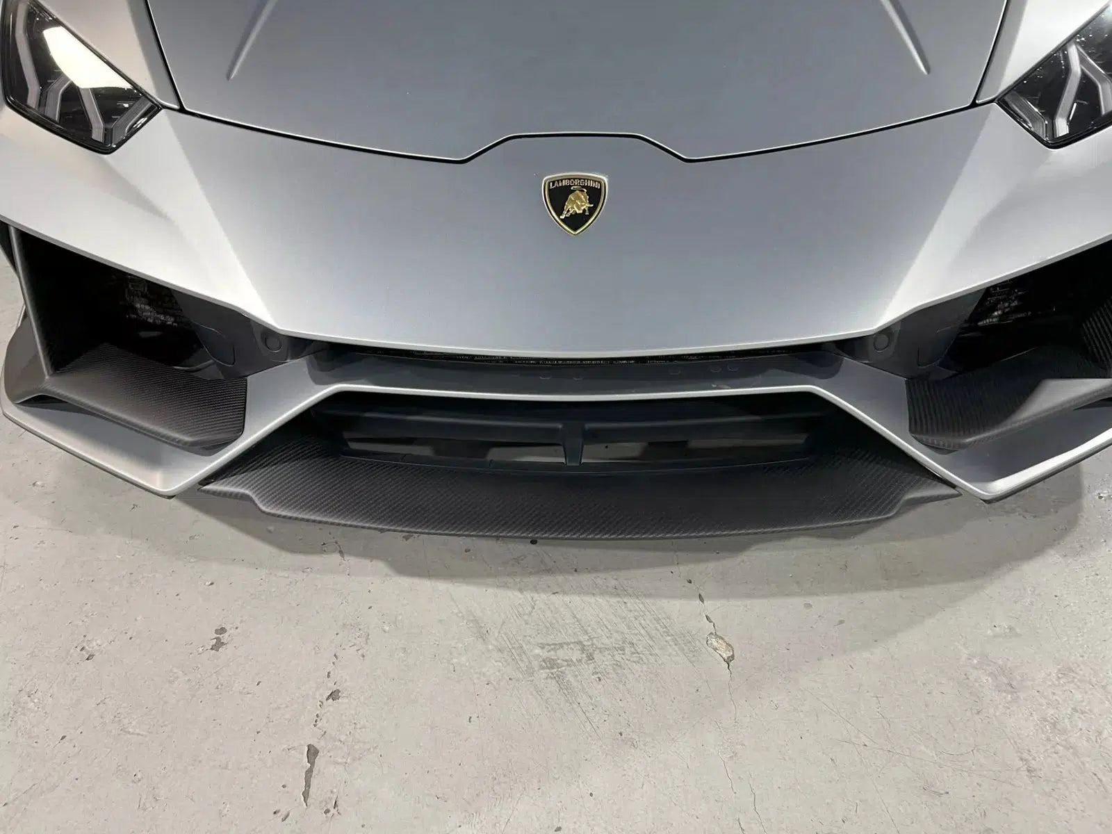 Lamborghini Huracan Evo Novi Style Carbon Fiber Front Lip