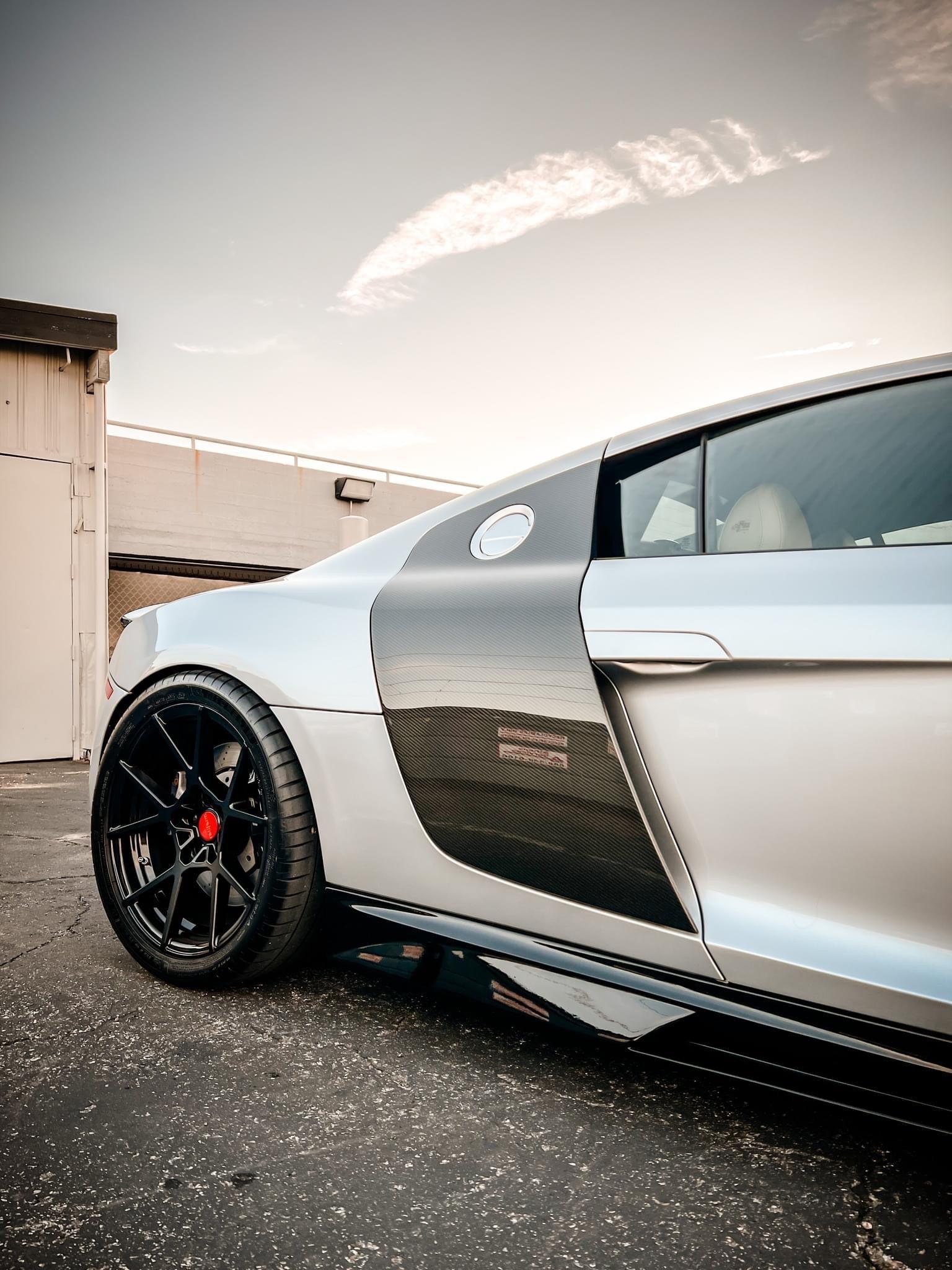 Audi R8 Gen 1 Carbon Fiber Door Panel Trim - eurobahndynamics