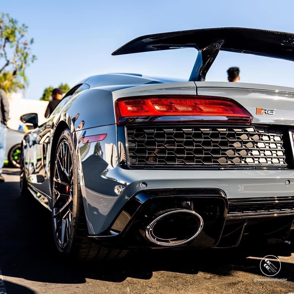 Audi R8 Artisan Carbon Fiber Wing - eurobahndynamics