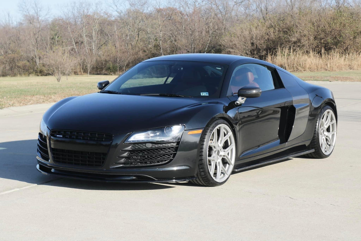 Audi R8 Straight Side Audi R8 Gen 1 Carbon Fiber Side Skirt Extension